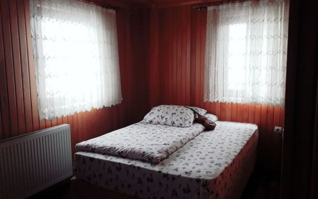 Ayada Otel