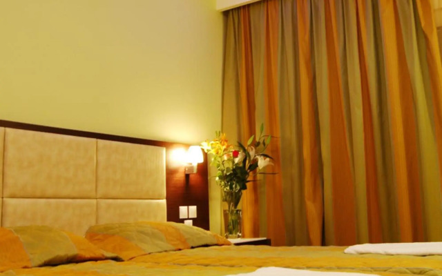 Majestic Hotel & Spa