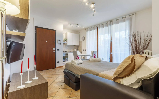 Suitelowcost - Limbiate Studio
