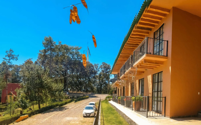 Zirahuen Forest And Resort