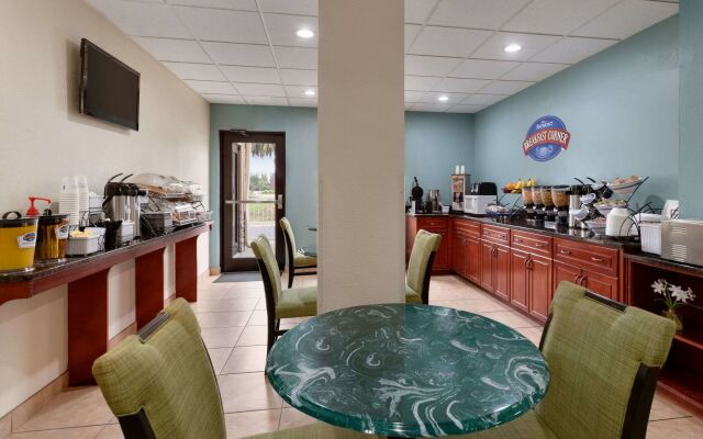 Baymont by Wyndham Grovetown Augusta