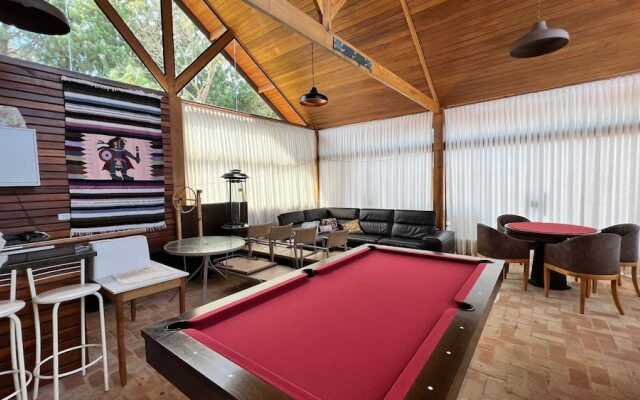 Campos do Jordão - 1km do centro do Capivari