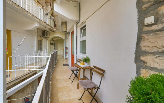 Arena city apartment