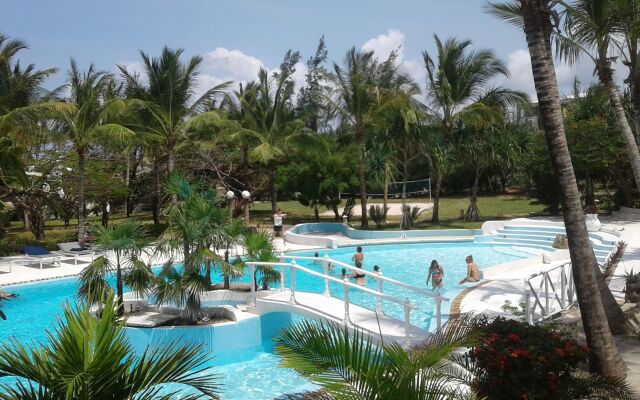 Sun Palm Beach Resort