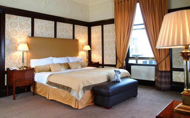 Parliament House Hotel