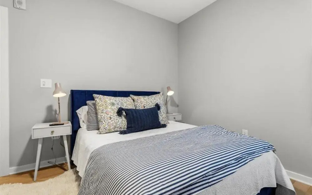 2112 Thornton
