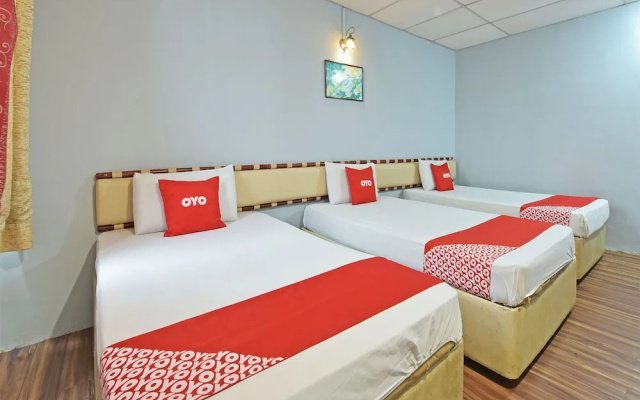 OYO 90846 Hotel Akasia