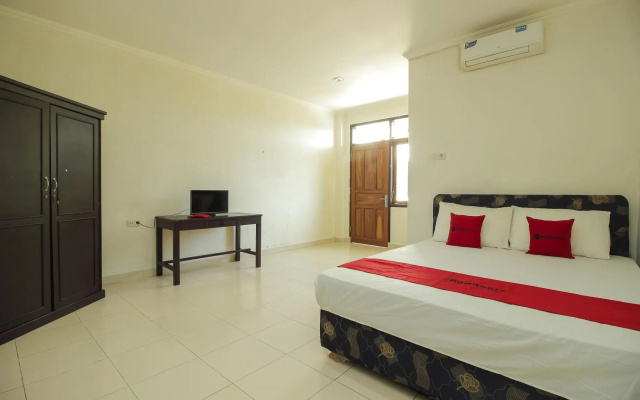 RedDoorz @ Malalayang Manado – Guest Rooms – Manado