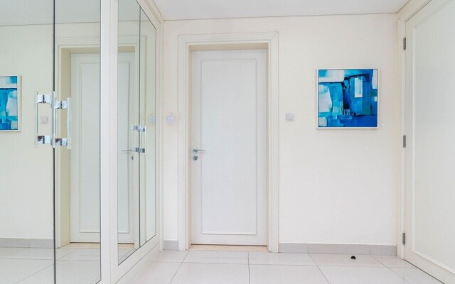 Dream Inn - Damac Mall Street