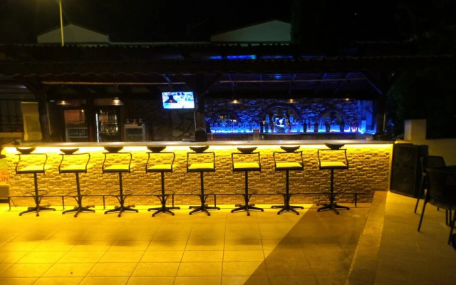 Unlu Hotel