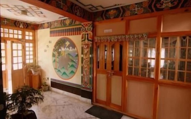 Hotel Phunsum