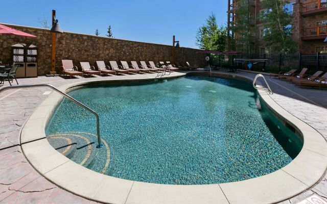 White Pines 1BD at Westgate