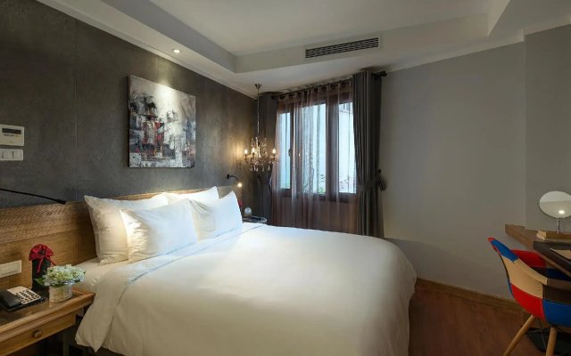 Bespoke Trendy  Hanoi