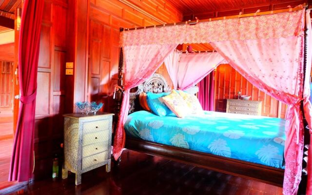 Tree home plus homestay