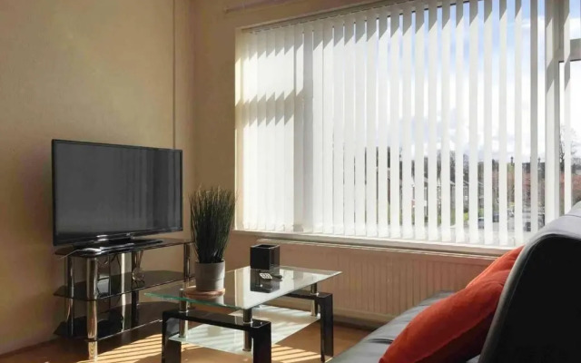 Modern 1 Bed Apartment - Leafy Chorlton Suburbs