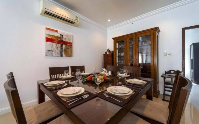 Luxurious 5-Bedroom Private Pool Villa! PV5