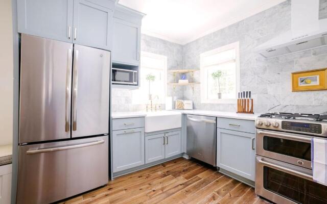 Guesthouse Charleston EAST 42 A & B