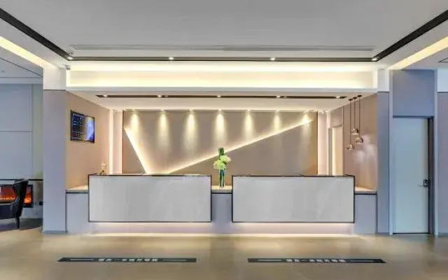 Homeinn Selected Hotel (Mudanjiang High-Speed Railway Station Pedestrian Street)