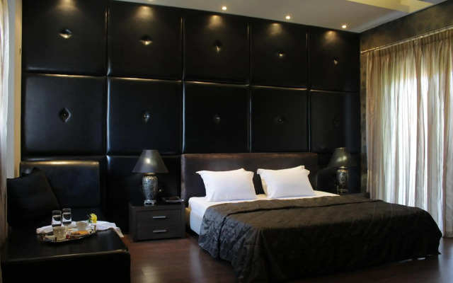Galaxy Art Hotel