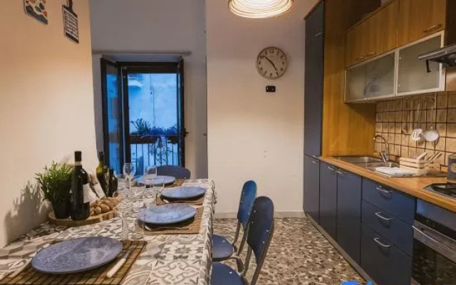 Il mare tra i tetti - casa indipendente nel centro