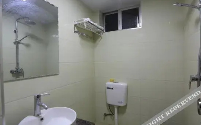Changjiang Holiday Hotel