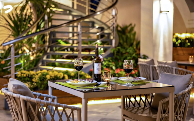Maxx Phnom Penh Downtown (By H World)