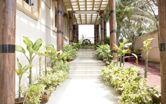 Hotel Sea Palace By OYO Rooms