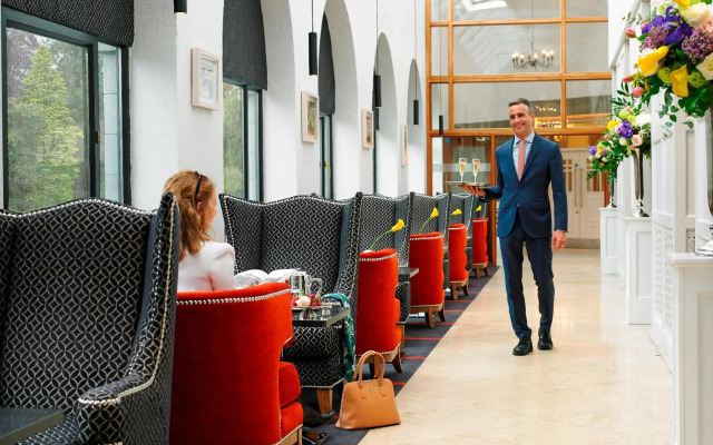 Castlecourt Hotel