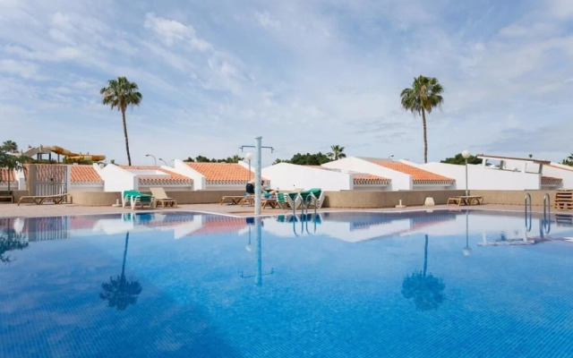 Apartament Island Village