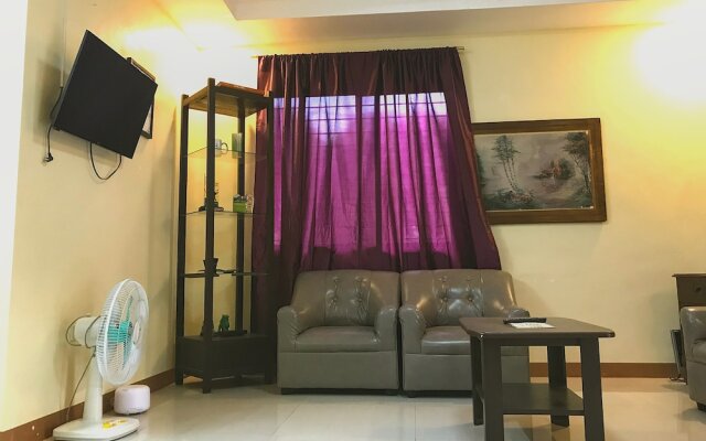Loria Hotel Tagaytay