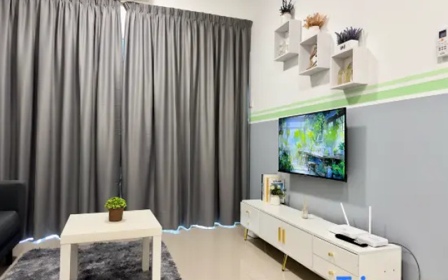 Razak City Residences A3 by Favspace
