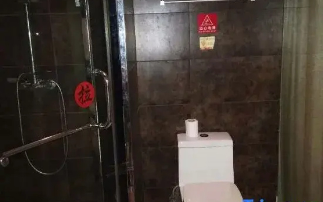 Ningbo Huamei Home Fashion Inn