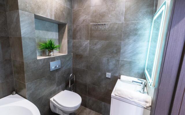 Apartments On Krasny Put 105B Street