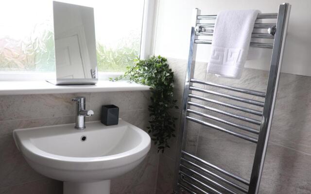 Rooms at The Dressers Arms