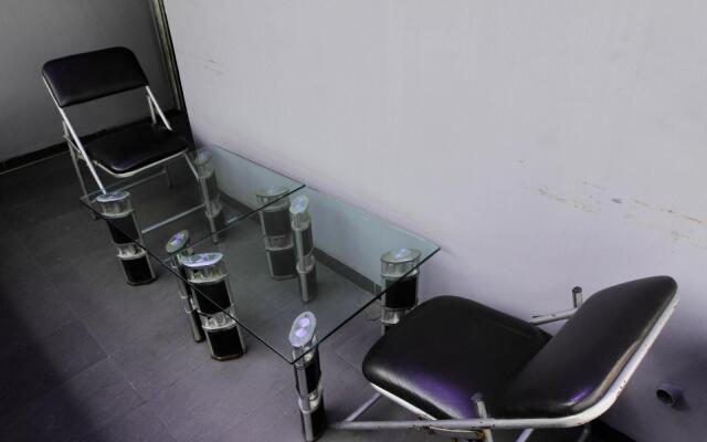 Crownedge Hotel