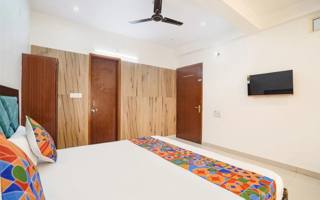 Fabhotel Shree Radha Ashtami Seva Ashram