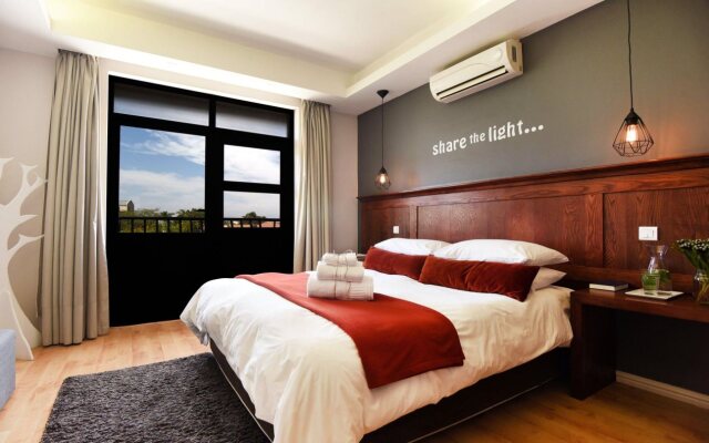 Feathers Boutique Hotel