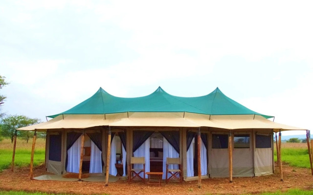 Serengeti Tortilis Camp