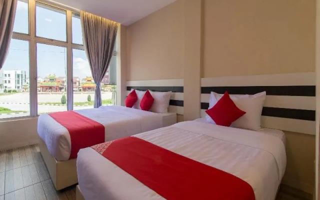 OYO 1145 Lea Guest House & Cafe