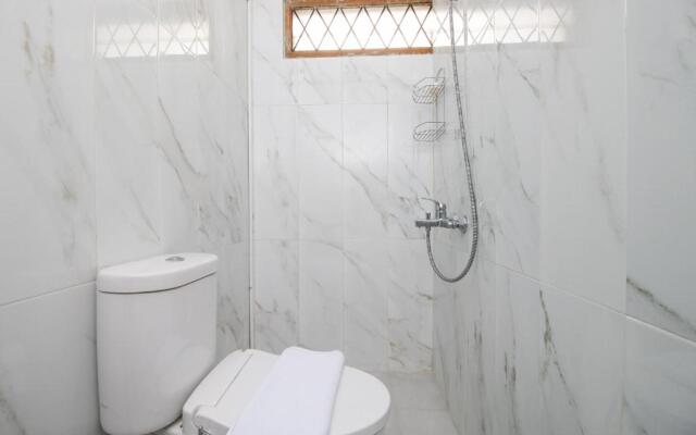 RedDoorz Plus @ Panorama Villas Batu