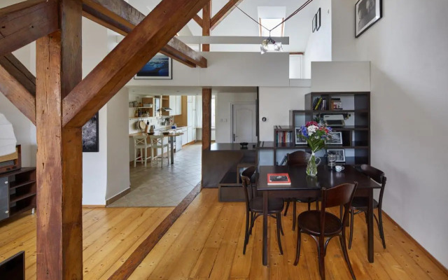 Sunlit Attic Loft in Vinohrady by Prague Days