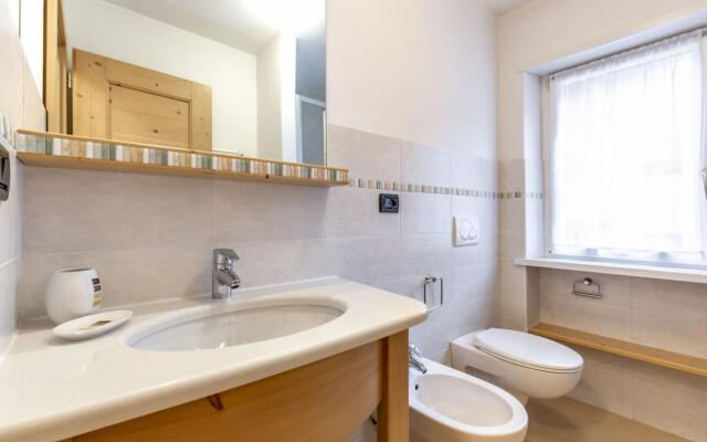 RICCI 15, two-room apartment. (022036-AT-066158)-403 RICCI INT. 15