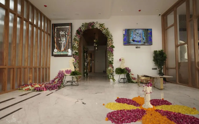 Pride Comfort Dwarka