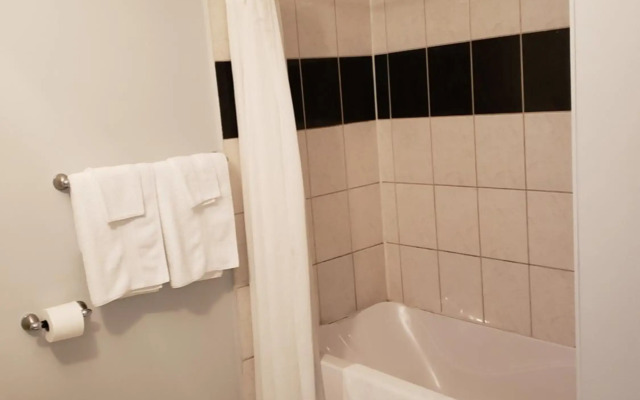 Regency Inn & Suites