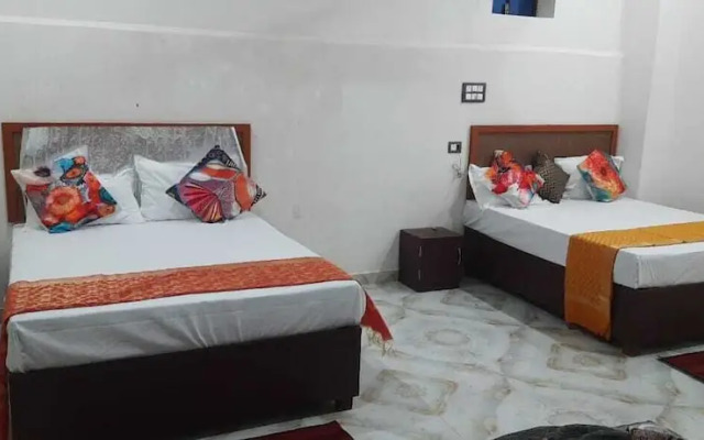 Rudraksha Kashi Inn By GRB