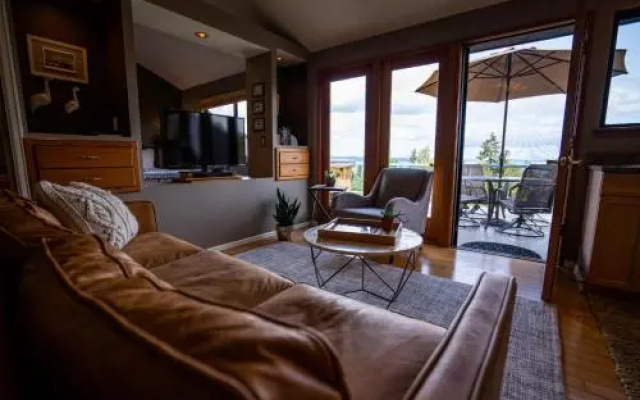 Olympic View Cottage