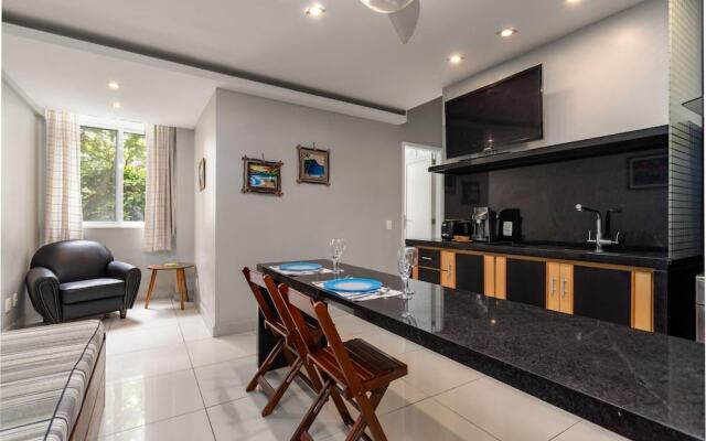 4 Minutes From Copacabana Beach Jn301