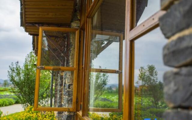 Puzhehei Mingsu · Mountain View Sunset Hotel (Puzhehei Scenic Area Qinglongshan Branch)
