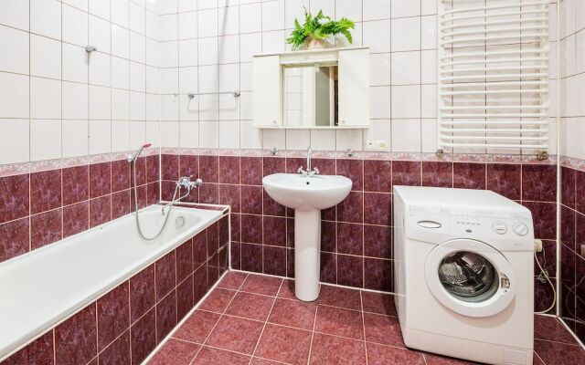 Three bedrooms & studio in the Center