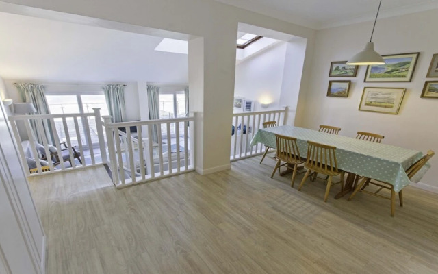 Apt 16, Seaviews, Slps 5 Indoor Heated Pool
